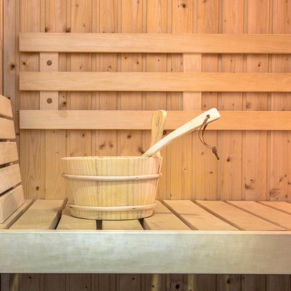 interno di una sauna in un centro termale di bormio in valtellina